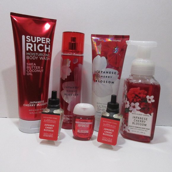 Bath and Body Works Japanese Cherry Blossom 7 PC Gift Set - Picture 4 of 4